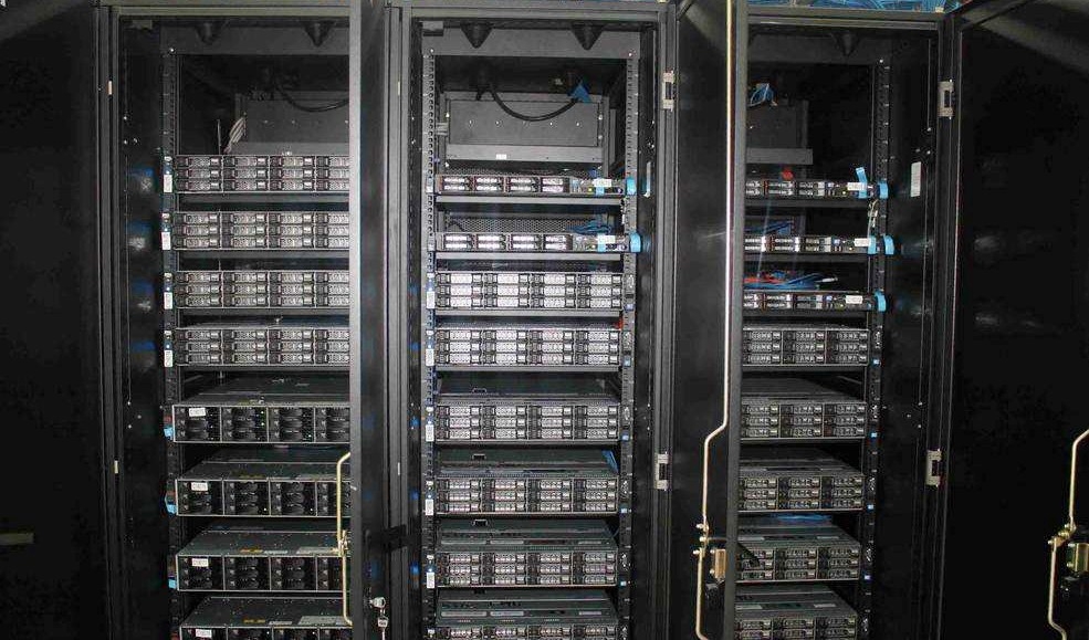 Rack-server-la-gi?