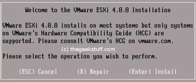 Vì đây là bản cài đặt mới của ESXi, hãy chọn “Install” trong màn hình trên