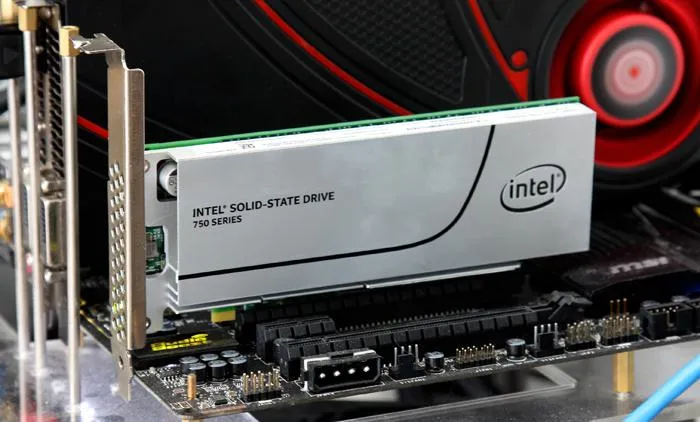 SSD PCle Intel 750