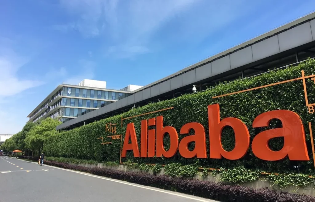 Alibaba là sàn thương mại toàn cầu 