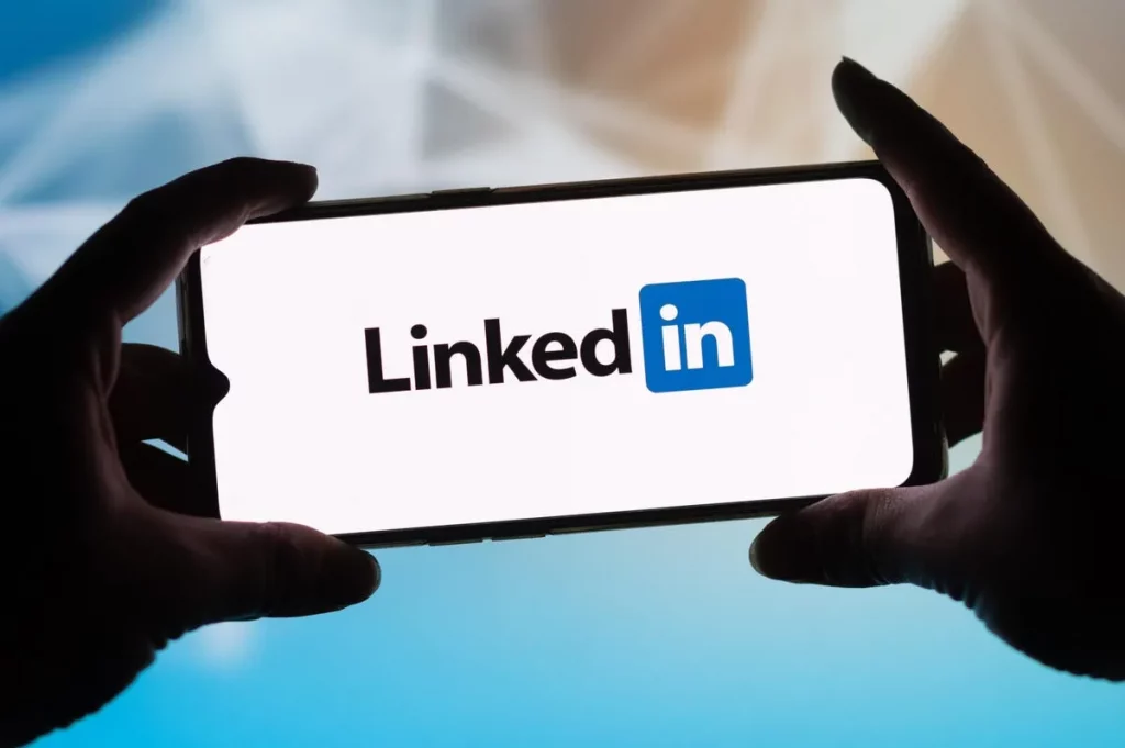 LinkedIn là nền tảng social chung kim chỉ nan kinh doanh