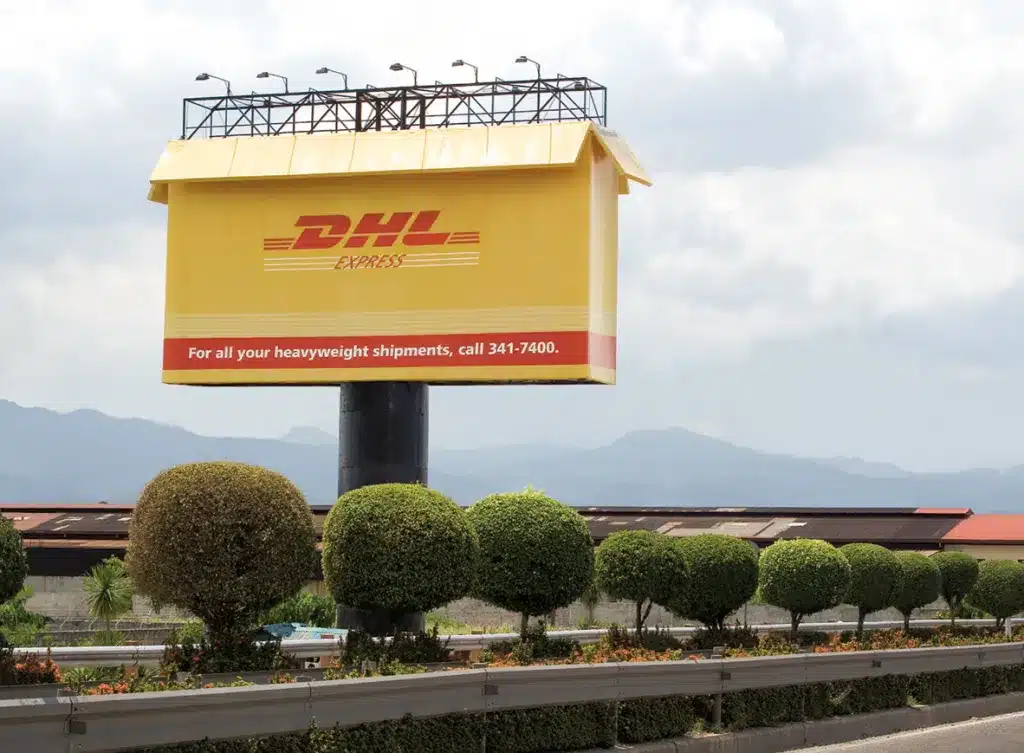 Mẫu Billboard đầy sáng tạo của DHL