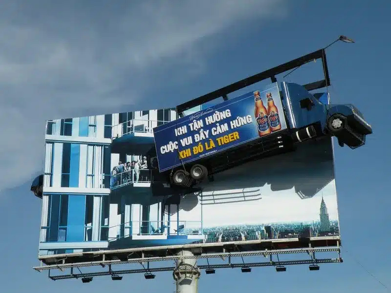 Tiger gây ấn tượng với billboard quảng cáo sống động
