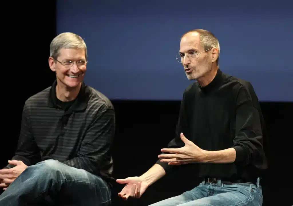 Tim Cook tôn trọng và học hỏi rất nhiều từ Steve Jobs