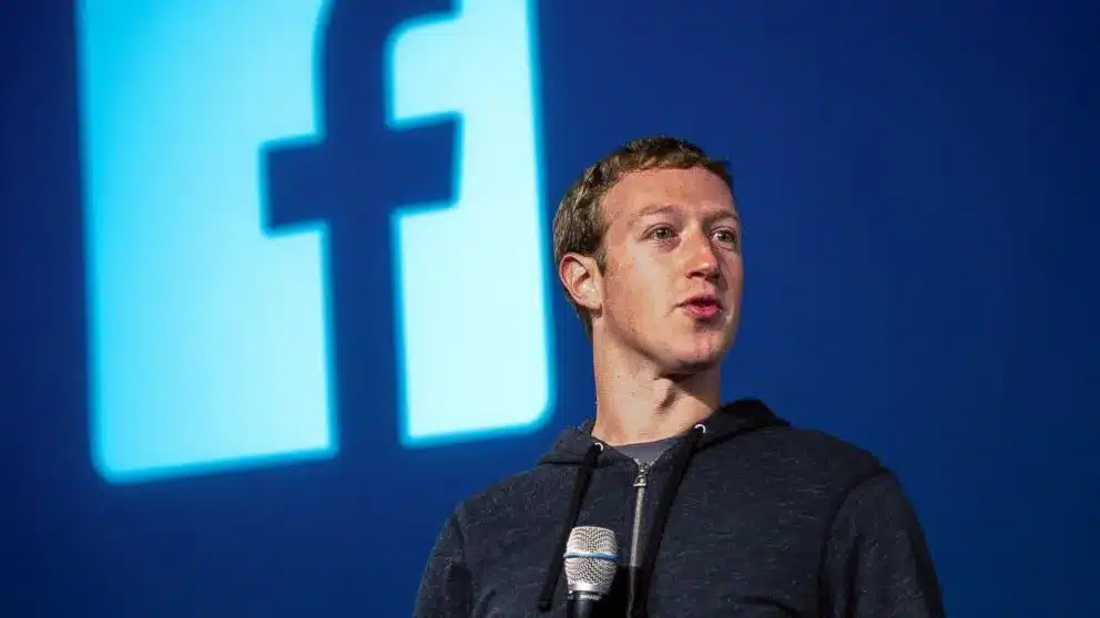 Mark Zuckerberg là ai?