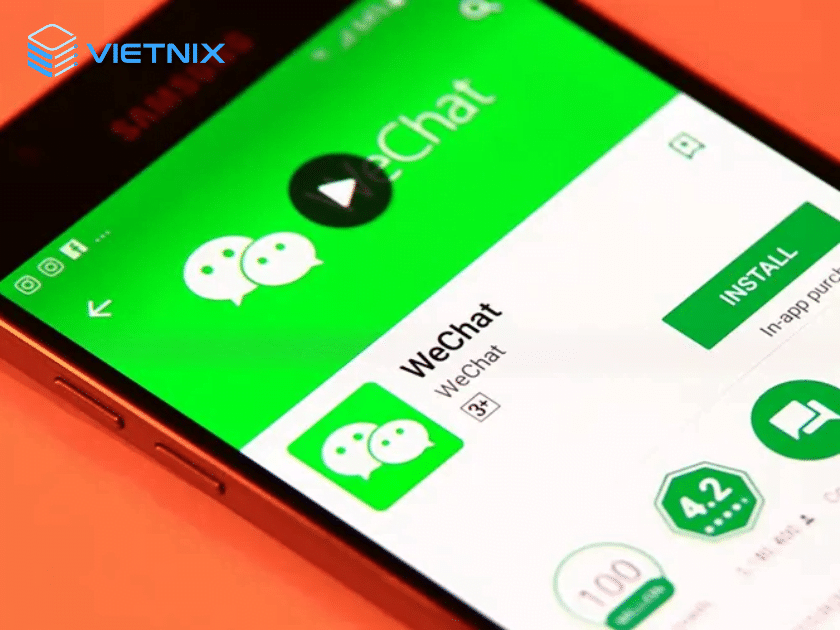Tải WeChat bên trên CH Play hoặc App Store