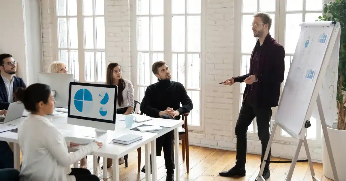 Cần có bảng chi tiết về kết quả nghiên cứu thị trường trong buổi pitching