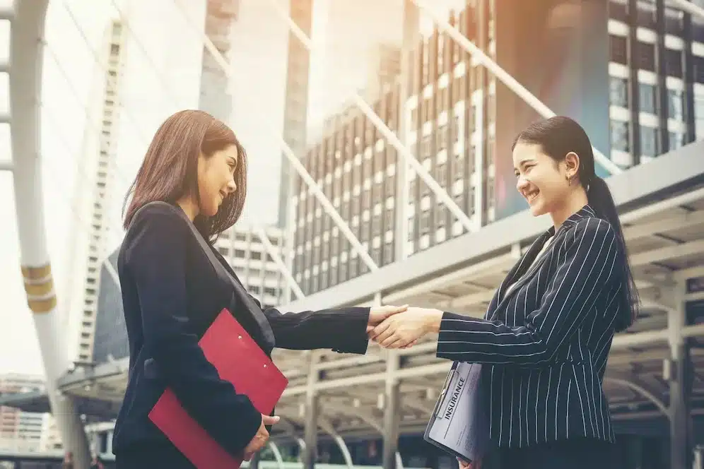 Tìm người có năng lực giỏi để hỗ trợ