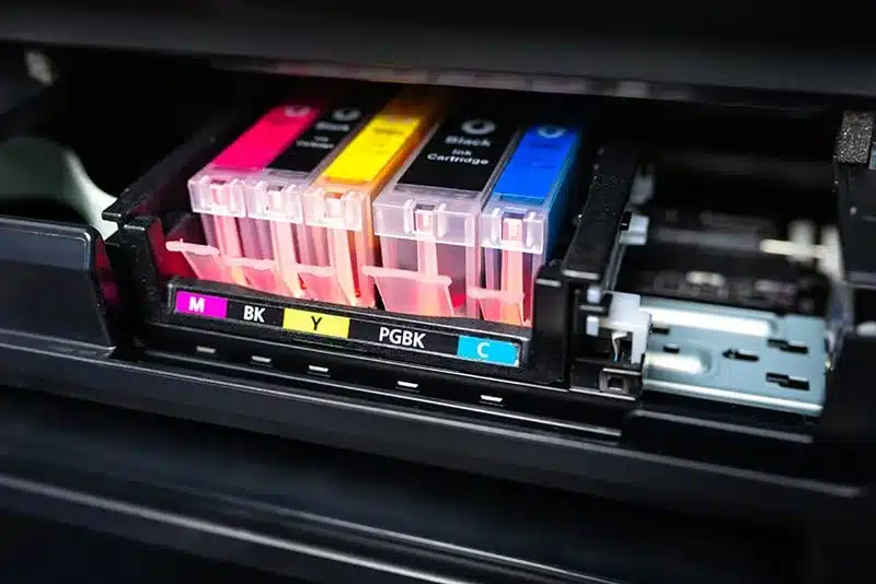 Vì sao máy in sử dụng hệ màu CMYK